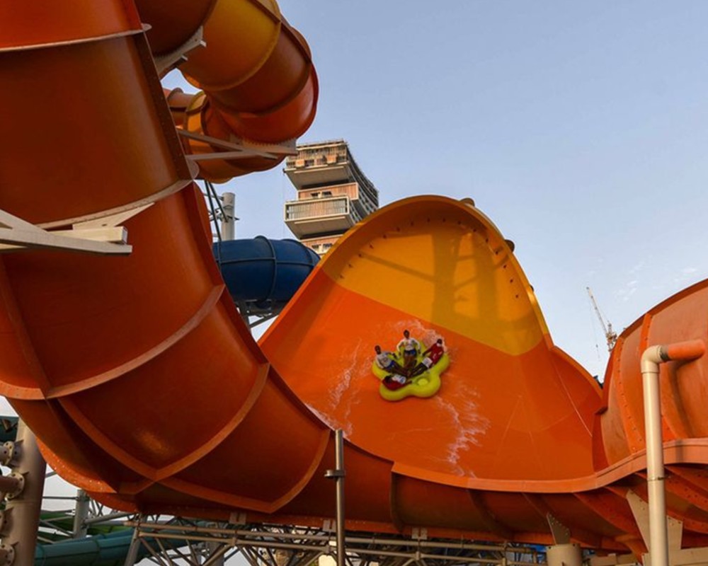 photos-water-and-thrills-make-this-a-must-see-dubai-destination